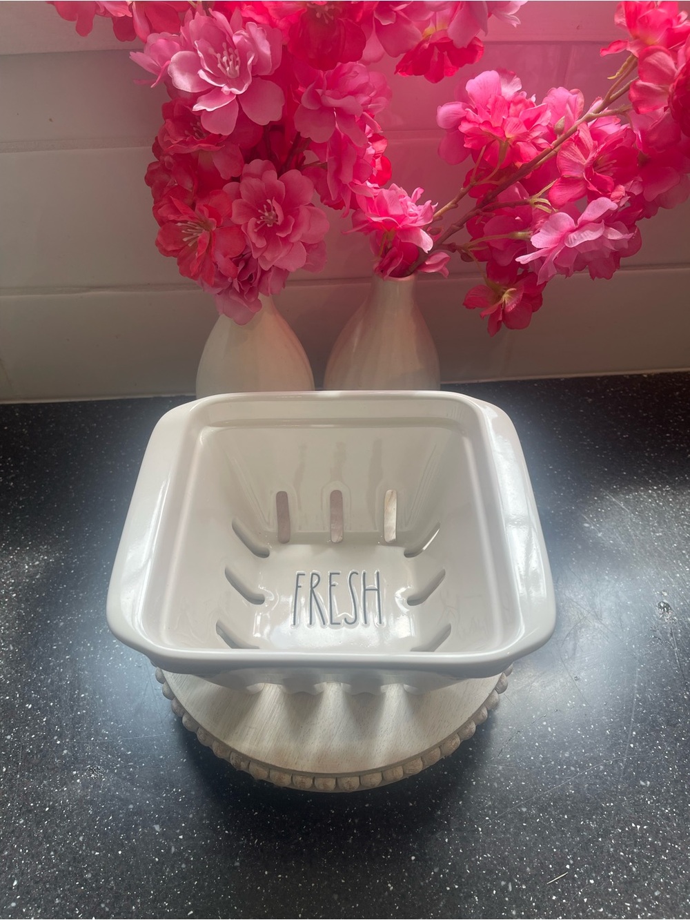 Rae Dunn FRESH Fruit Colander